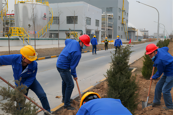 1678929315606212.png 楊磊帶領黨員種樹(1).png