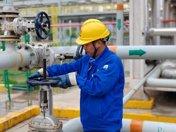 1683622063240273.jpeg 檢查機(jī)泵運(yùn)行情況.jpg