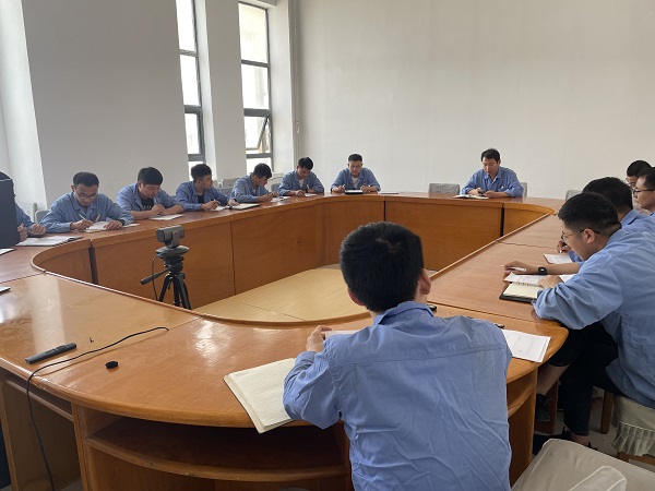 7月20日，培訓(xùn)課程中，參訓(xùn)人員在認(rèn)真聽老師授課。.jpg