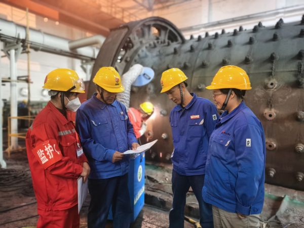 1697680572788327.jpeg 大檢修期間動(dòng)火作業(yè)票證的檢查.jpg