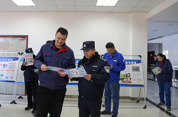 11月30日，彬州公司舉辦防艾、禁毒活動 (3).jpg