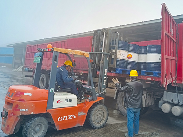 3月22日，調(diào)劑屋子裝車現(xiàn)場.jpg