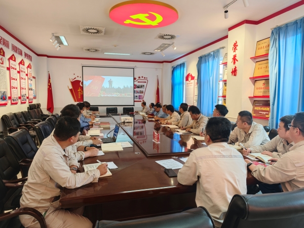 011754009051118401.jpg 8c87ebf6718cb8ce961c4707baf266c.jpg