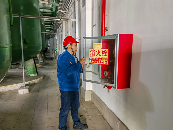 161763277541946959.jpg 檢查消防卡扣連接情況 600.jpg